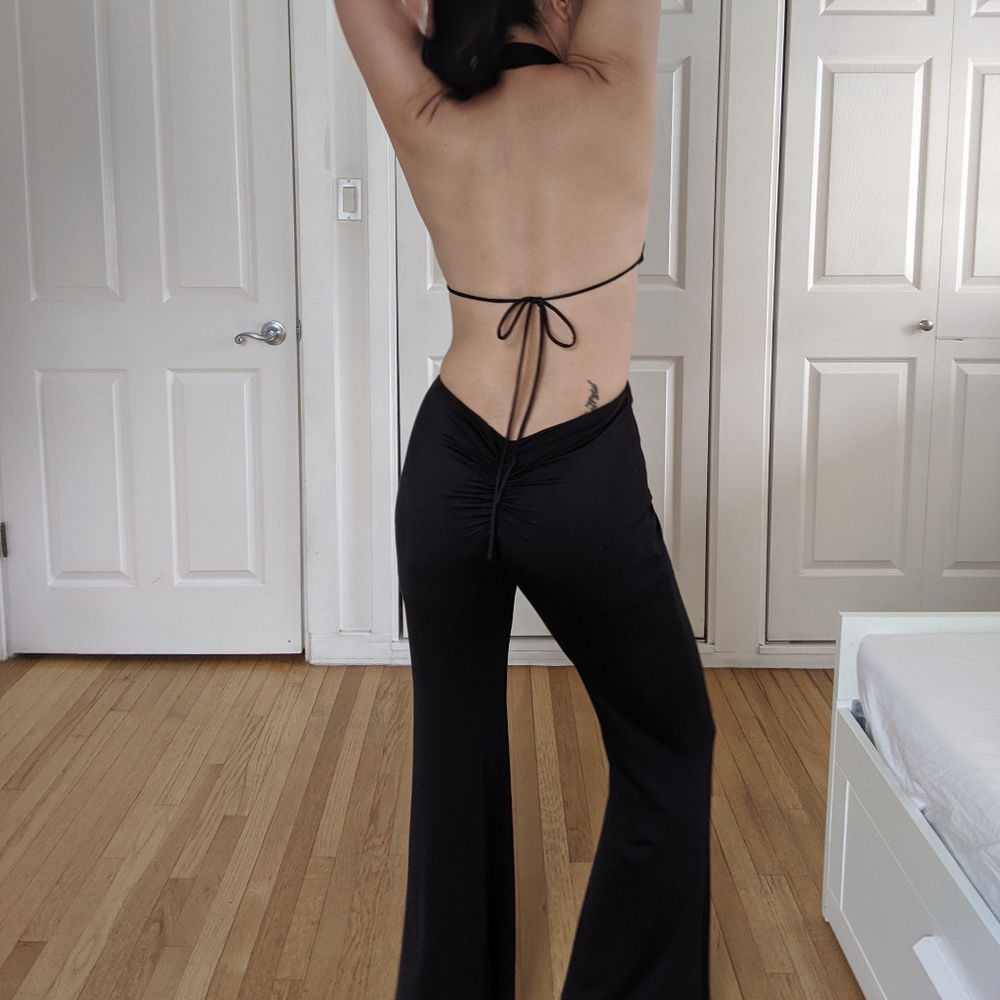 Sexy deep V,black jumper, open back, crunched butt